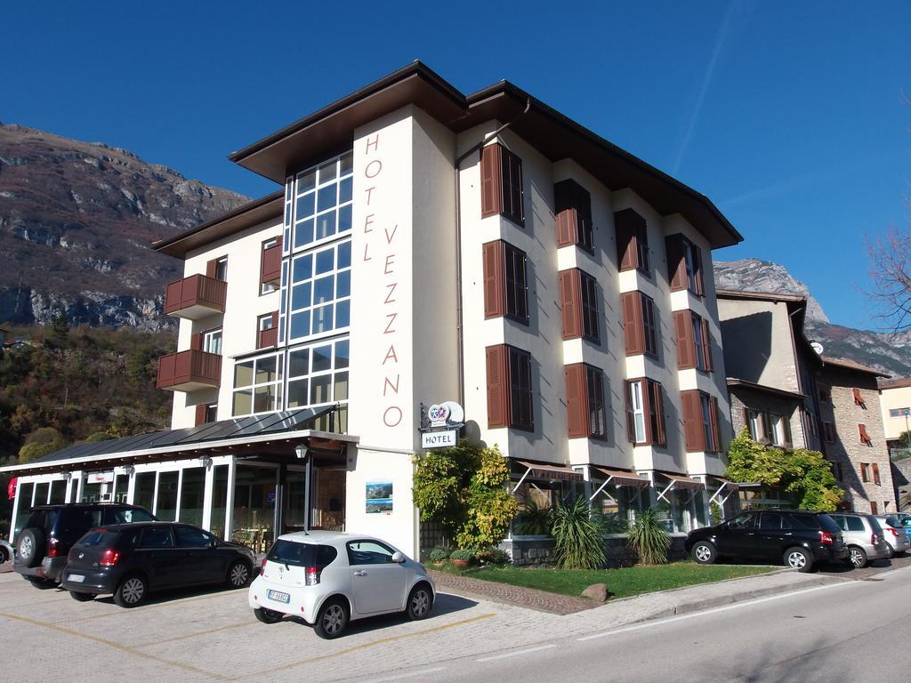 Hotel Vezzano Bagian luar foto